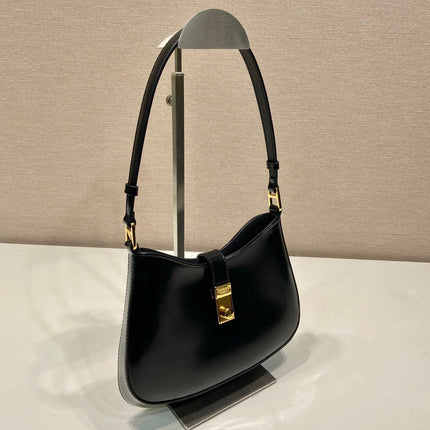 CLEO SHOULDER BAG 22 IN BLACK BRUSHED LAMBSKIN WITH CLASP CLOSURE