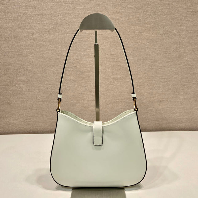 CLEO SHOULDER BAG 22 IN WHITE BRUSHED LAMBSKIN WITH CLASP CLOSURE