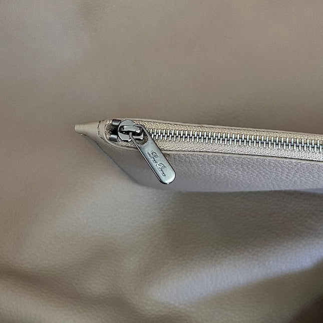 BALE HOBO EXTRA LARGE 40 BAG IN MEDIUM BROWN CALFSKIN