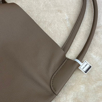 BALE HOBO EXTRA LARGE 40 BAG IN MEDIUM BROWN CALFSKIN