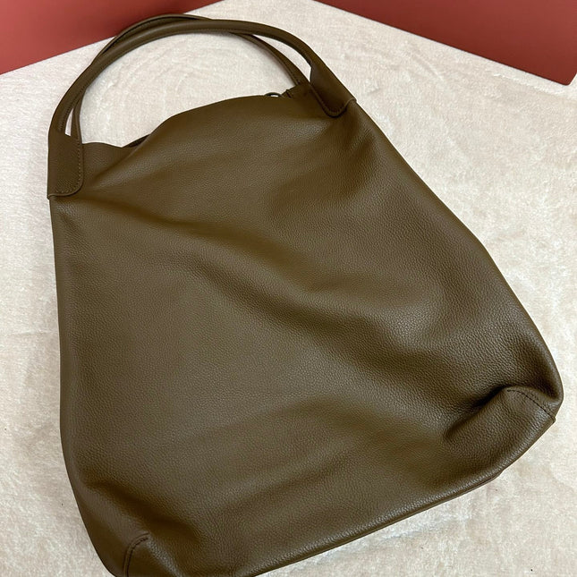 BALE HOBO EXTRA LARGE 40 BAG IN MOCHA BROWN CALFSKIN