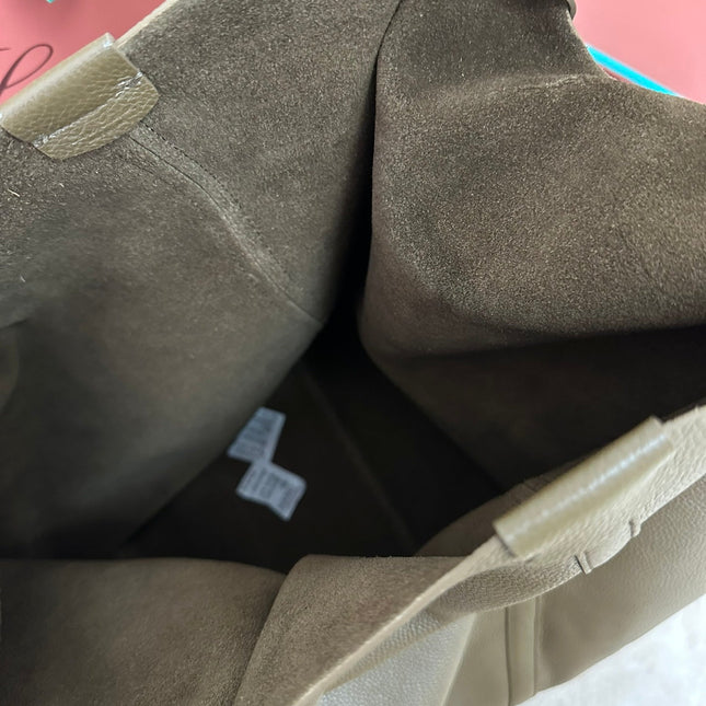 BALE HOBO EXTRA LARGE 40 BAG IN MOCHA BROWN CALFSKIN