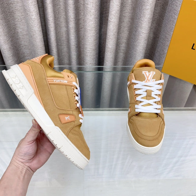 LV MAXI TRAINER IN CIDER BROWN SUEDE