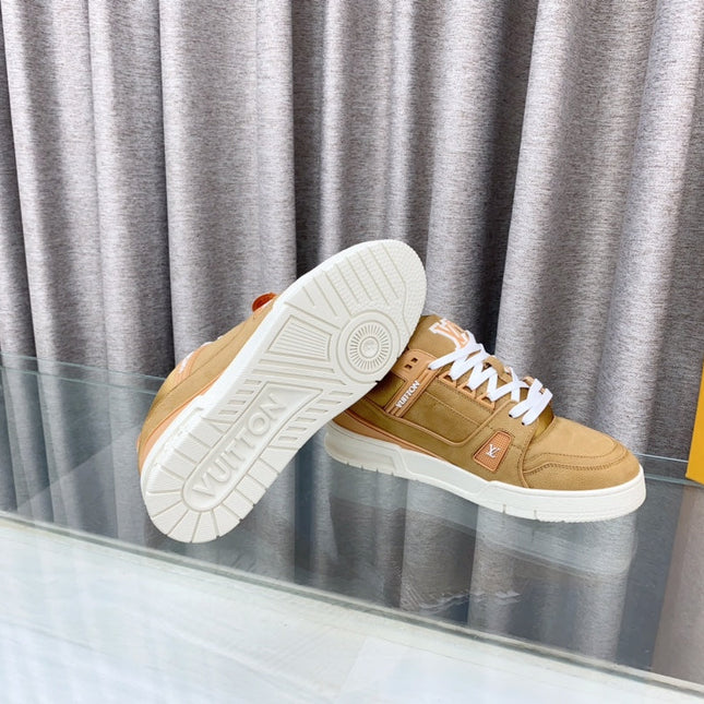 LV MAXI TRAINER IN CIDER BROWN SUEDE
