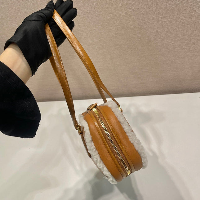 TOP HANDLE BAG 27 IN BRONZE BROWN SHEEPSKIN AND SHEARLING TRIM