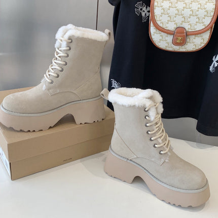 ANKLE BOOTS IN PASTEL GRAY SUEDE AND LAMB WOOL