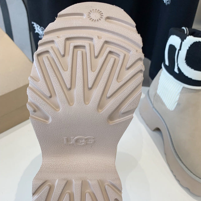 MINI MARTIN BOOTS IN ECRU TAN SUEDE