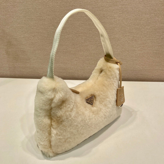 HOBO BAG 23 IN BEIGE RABBIT FUR