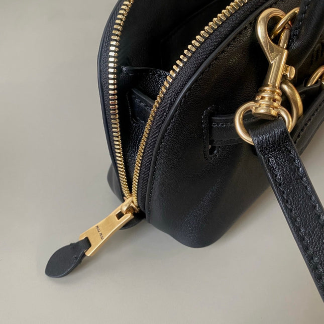 AVENTURE NAPPA MINI BAG 21 IN BLACK CALFSKIN GOLD HARDWARE