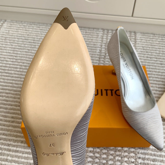 BLOSSOM PUMP 7 CM IN SILVER IMPORTED STRIPED SILK SATIN