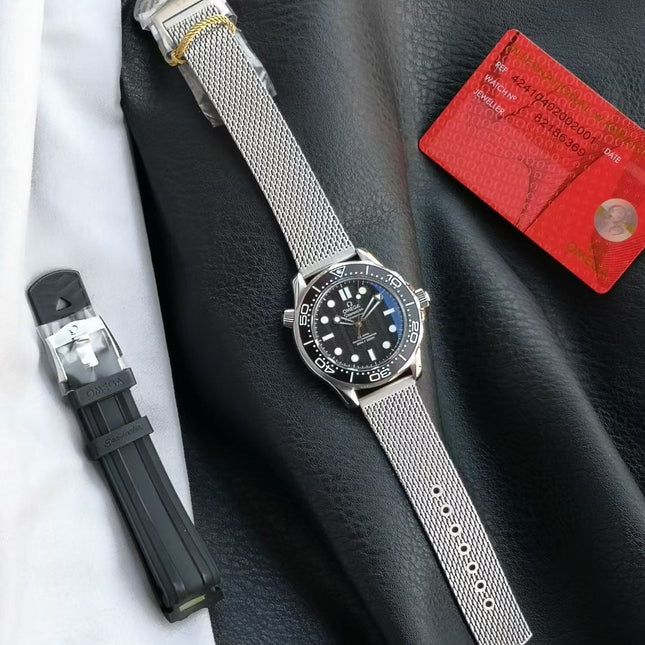SEAMASTER DIVER 300M SILVER CASE AND BLACK DIAL WITH BRUSHED MESH BRACELET WITH CLASP