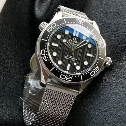 SEAMASTER DIVER 300M SILVER CASE AND BLACK DIAL WITH BRUSHED MESH BRACELET WITH CLASP