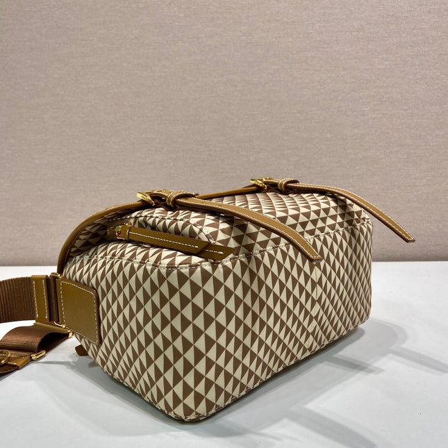 MESSENGER BAG 25 IN BROWN MIX CREAM TRIANGLE PATTERN EMBROIDERED FABRIC