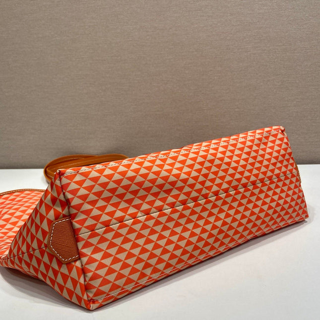TOTE BAG 33 IN ORANGE MIX WHITE TRIANGLE PATTERN EMBROIDERED FABRIC