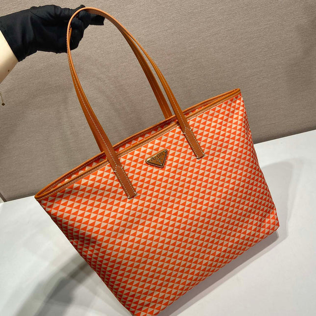 TOTE BAG 33 IN ORANGE MIX WHITE TRIANGLE PATTERN EMBROIDERED FABRIC