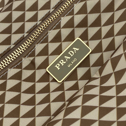 TOTE BAG 33 IN BROWN MIX CREAM TRIANGLE PATTERN EMBROIDERED FABRIC