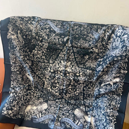 DIOR SCARF 90 IN SILK 627643