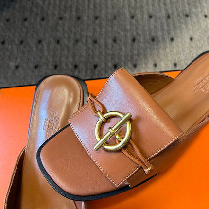 ILOT FLAT SANDAL IN BRONZE BROWN CALFSKIN