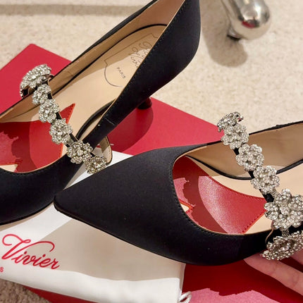 EFFLORESCENCE MARY JANE PUMPS IN BLACK SILK