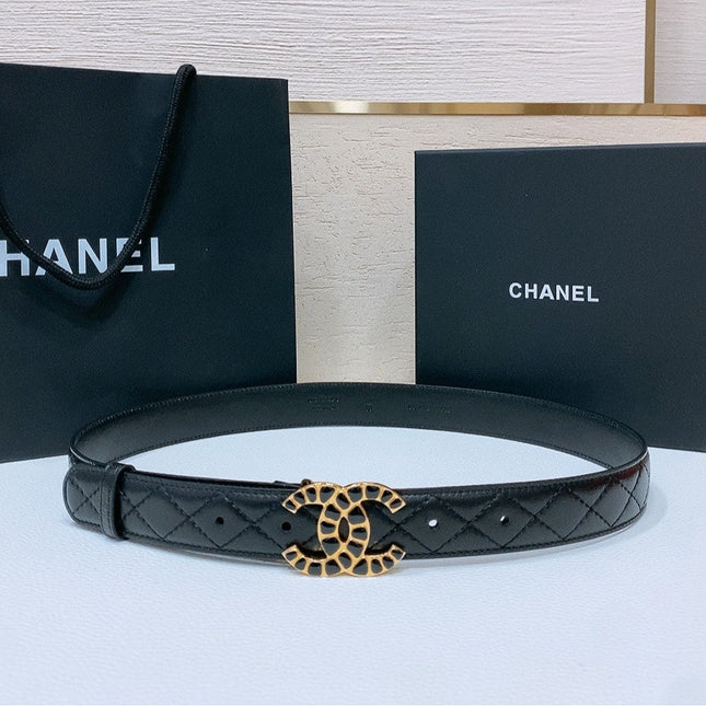 DOUBLE C 30MM IN BLACK QUILTED CALFSKIN INTERWOVEN BUCKLE EMBOSSED BLACK STONE