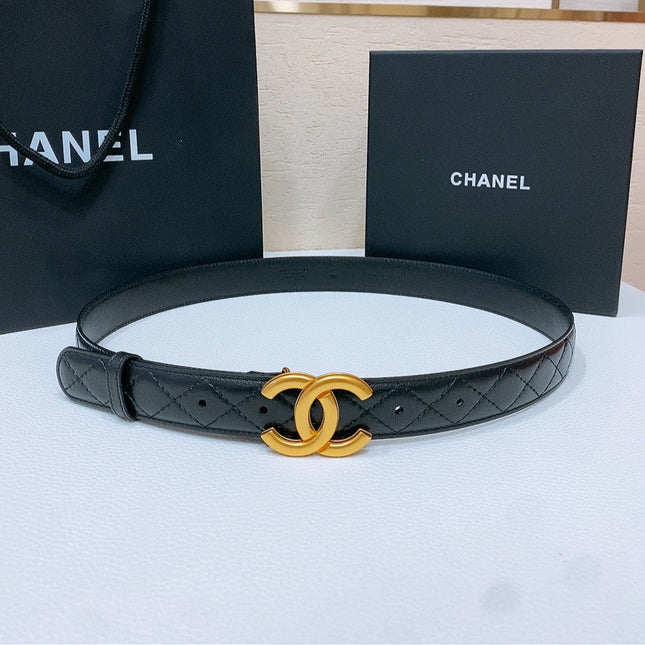 DOUBLE C 30MM IN BLACK QUILTED CALFSKIN INTERWOVEN WITH GOLD RESIN BUCKLE