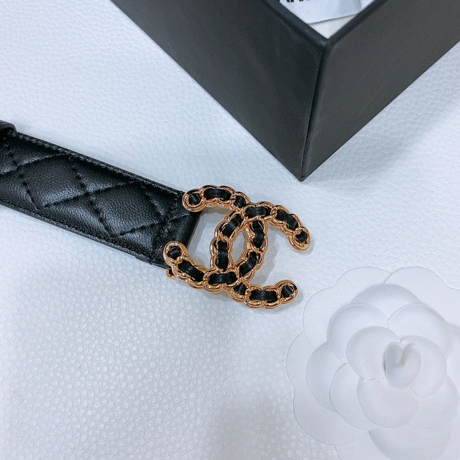 DOUBLE C 30MM IN BLACK QUILTED CALFSKIN INTERWOVEN GOLD CHAIN BUCKLE