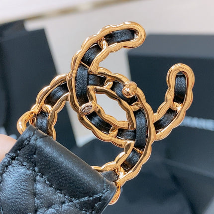 DOUBLE C 30MM IN BLACK QUILTED CALFSKIN INTERWOVEN GOLD CHAIN BUCKLE