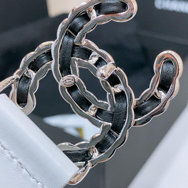 DOUBLE C BELT 30MM IN WHITE CALFSKIN INTERWOVEN CHAIN BUCKLE