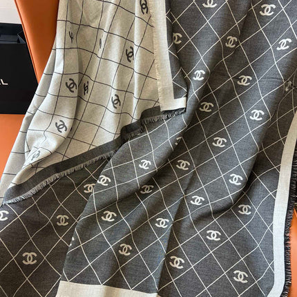 CHANEL 25S SCARF 140 IN WOOL SILK 700810