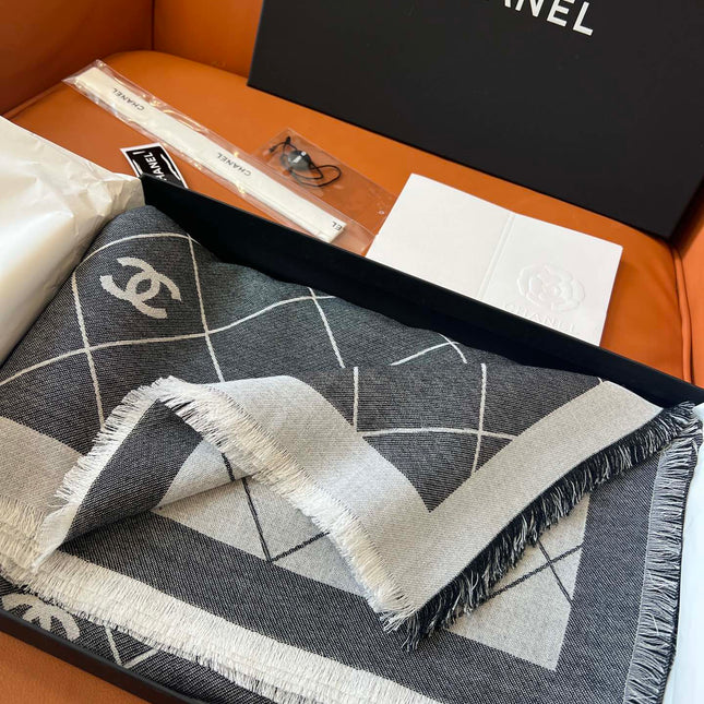 CHANEL 25S SCARF 140 IN WOOL SILK 700810