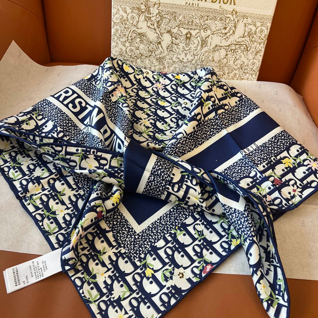 DIOR SCARF 90 CM IN SILK 600340