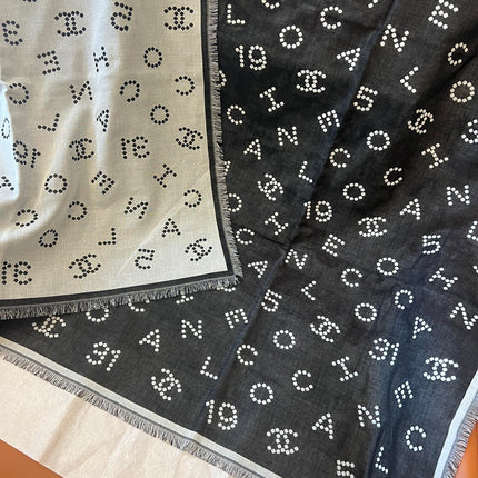 CHANEL 25S SCARF 140 IN WOOL SILK 700811