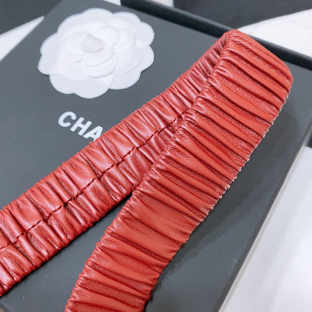 DOUBLE C ELASTIC BELT 30MM IN RED PATENT CALFSKIN GOLD HARDWARE