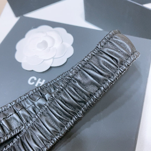 DOUBLE C ELASTIC BELT 30MM IN BLACK CANVAS GOLD HARDWARE EMBOSSED LOGO