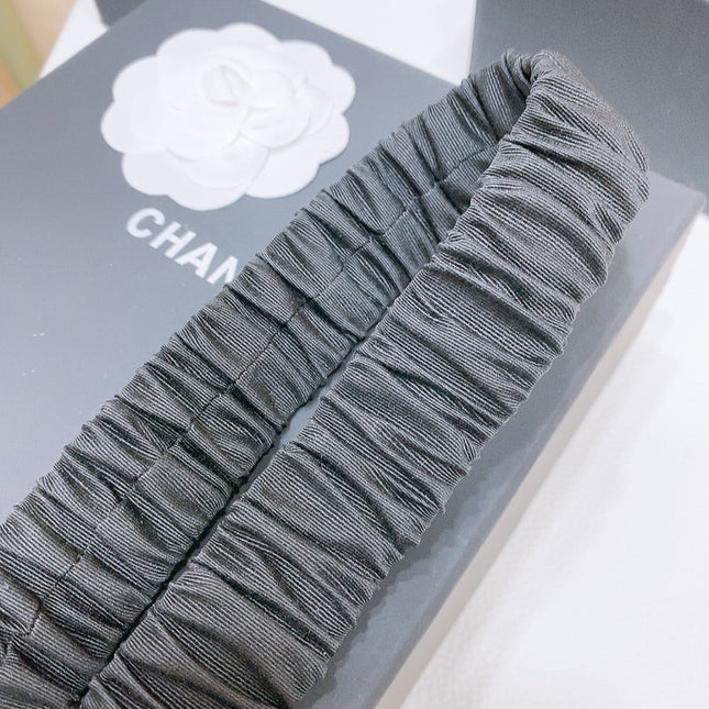 DOUBLE C ELASTIC BELT 30MM IN BLACK CANVAS SILVER HARDWARE