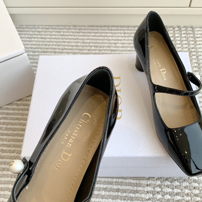 PEARL JOLIE MARY JANE PUMPS IN BLACK CALFSKIN
