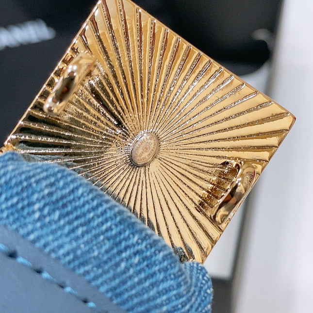 DOUBLE C ELASTIC BELT 30MM IN BLUE DENIM SQUARE GOLD BUCKLE BLACK LOGO