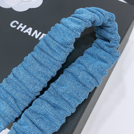 DOUBLE C ELASTIC BELT 30MM IN BLUE DENIM HEART GOLD BUCKLE