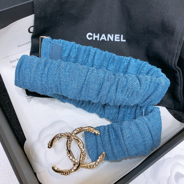 DOUBLE C ELASTIC BELT 30MM IN BLUE DENIM GOLD CRYSTAL BUCKLE