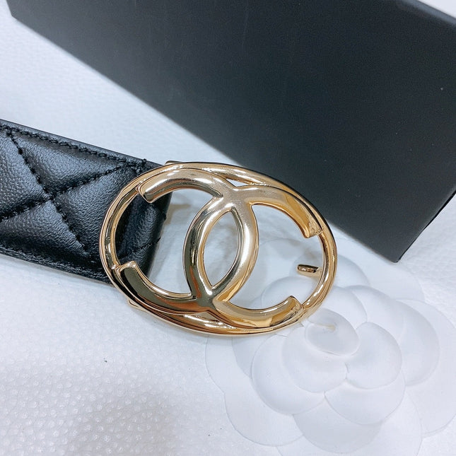 DOUBLE C BELT 38MM IN BLACK QUILTED LAMBSKIN WITH GOLD OVAL BUCKLE CENTERED LOGO