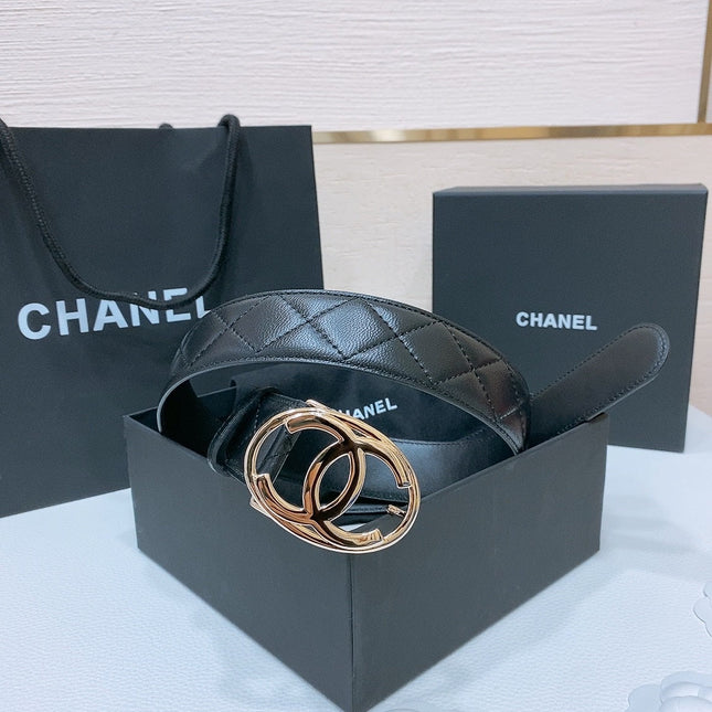 DOUBLE C BELT 38MM IN BLACK QUILTED LAMBSKIN WITH GOLD OVAL BUCKLE CENTERED LOGO