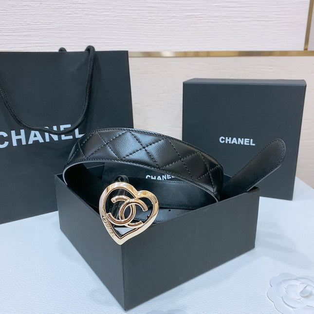 DOUBLE C 38MM IN BLACK QUILTED LAMBSKIN GOLD HEART BUCKLE