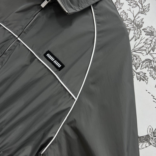 MIU 25S HOODED JACKET GREY IN NYLON 263119