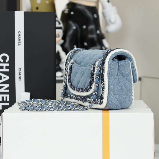 CHANEL 25S FLAP BAG 20 CM IN LIGHT BLUE DENIM