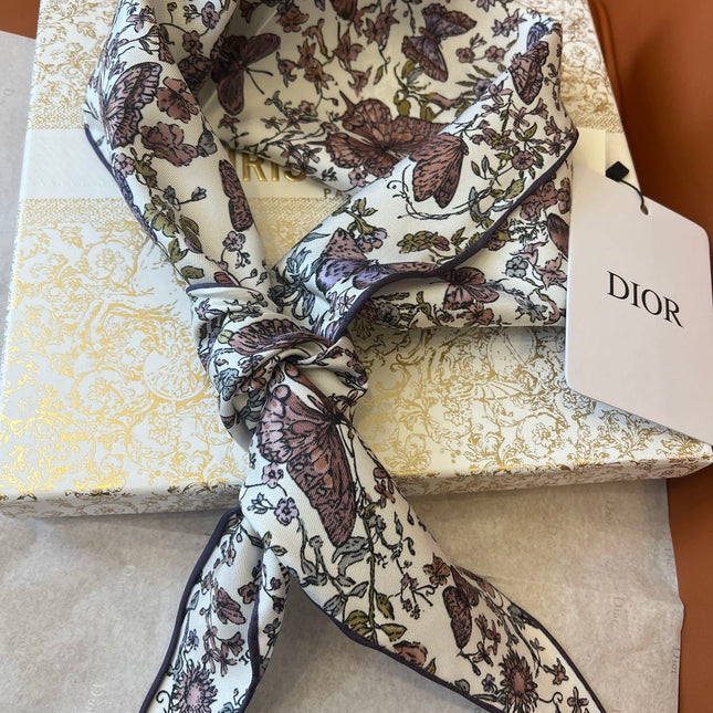 DIOR SCARF 90 CM IN SILK 627640