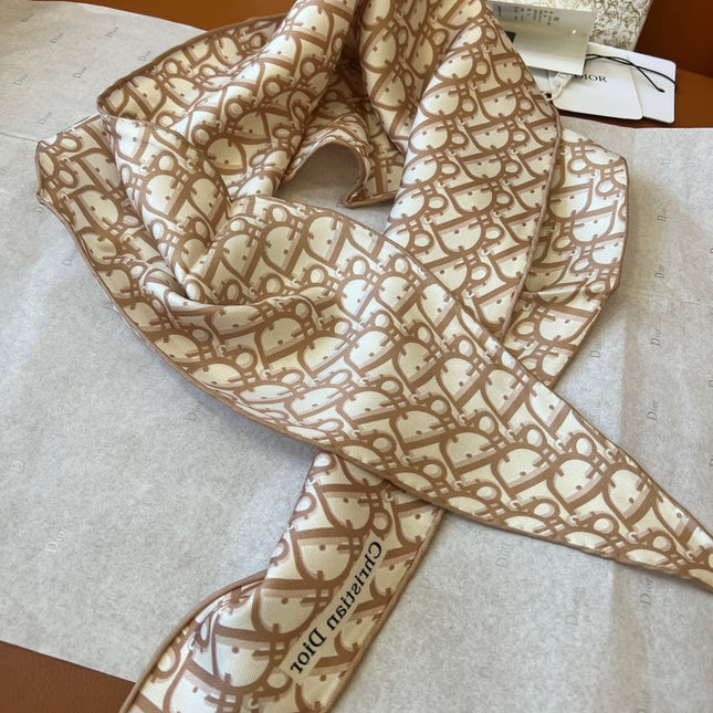 DIOR SCARF 110 CM IN SILK 627637