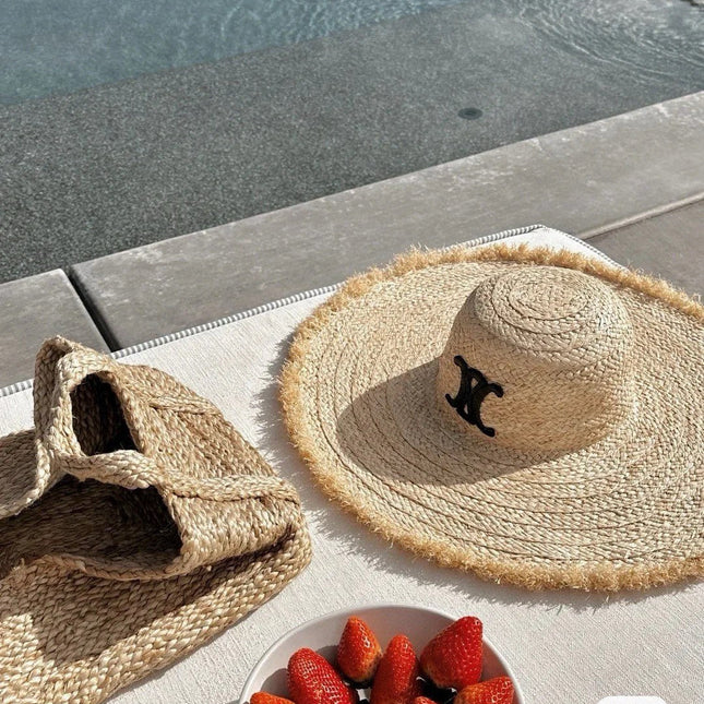 WIDE BRIM HAT MODEL 650341 IN NATURAL RAFFIA STRAW