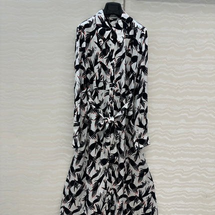 DVF WHITE AND BLACK PRINTED SILK SHIRT DRESS