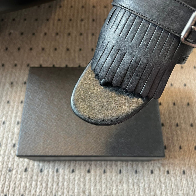 PRADA 25S SHUFFLE LEATHER THONG SANDALS IN BLACK CALFSKIN