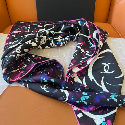 CHANEL 25S SCARF 90 IN SILK TWILL 700817